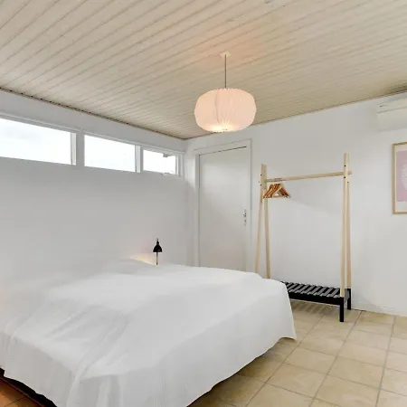 Semesterbostad Holiday Home Ancia - 600M From The Sea By Interhome *